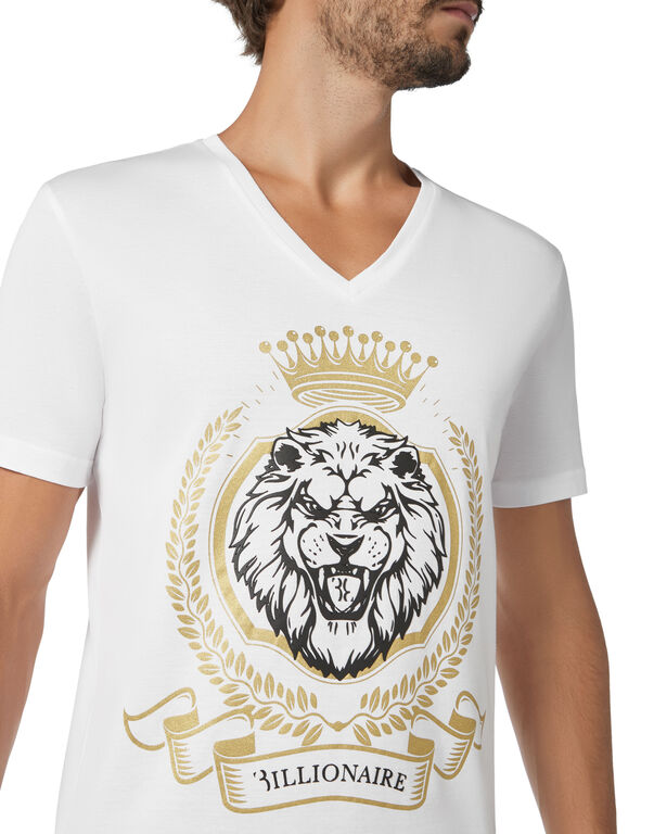 T-shirt V-Neck SS Lion