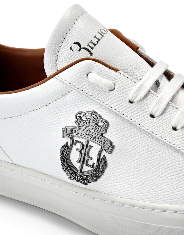 Leather Lo-Top Sneakers Crest
